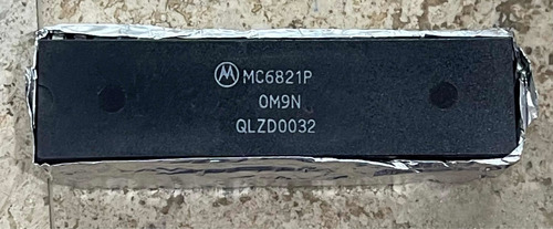Mc6821p Ci Pía Peripheral Interface Adapter Motorola 6821p