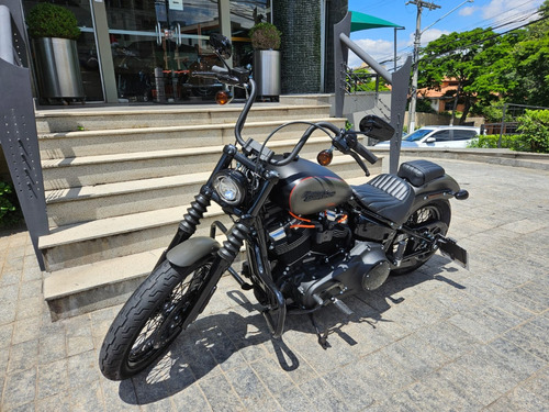 Harley-davidson Softail Street Bob 