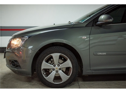 Imagem 5 de 14 de Chevrolet Cruze 1.8 Lt 16v Flex 4p Automático