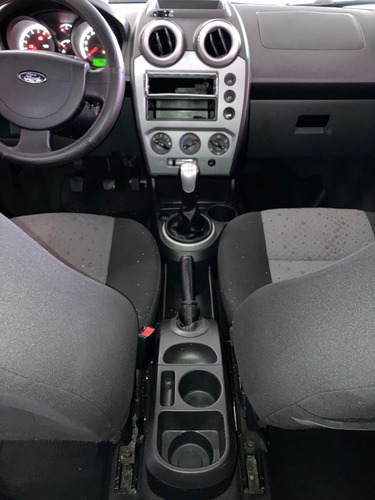 Ford Fiesta 1.6 MPI CLASS HATCH 8V FLEX 4P MANUAL