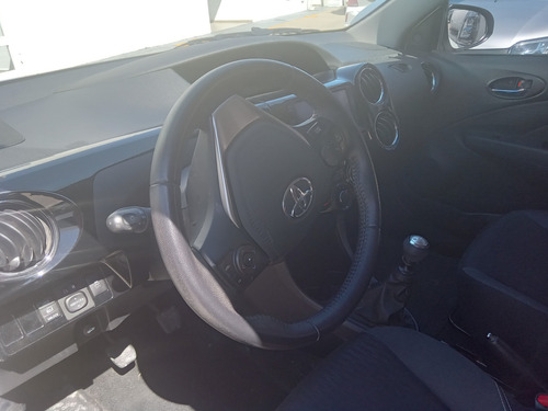 Toyota Etios 1.5 Xls