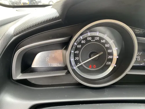 Mazda 2 1.5 Touring At 2016
