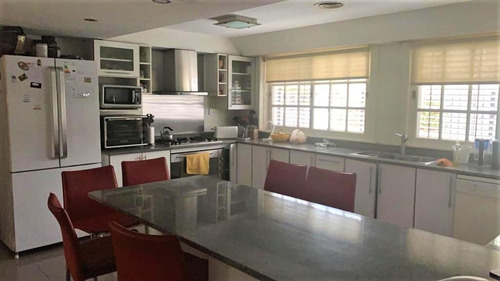 Imagen 8 de 30 de Importante Chalet En 2 Plantas