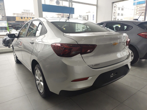 Imagen 4 de 11 de Chevrolet Onix Plus Lt Mt