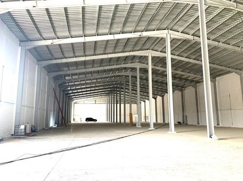 Imagen 2 de 8 de Vendo Nave Industrial En Autopista De Las Américas