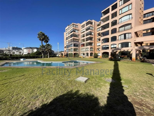 Departamento En Venta De 4 Dorm., Av. Del Mar, En La Serena