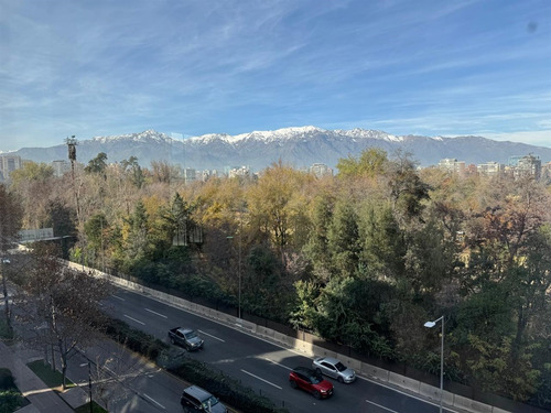 Departamento Remodelado Con Increible Vista Al Club De Golf