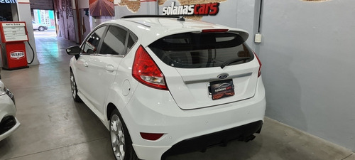 Ford Fiesta Kinetic Design 1.6 Design 120cv Titanium 2011