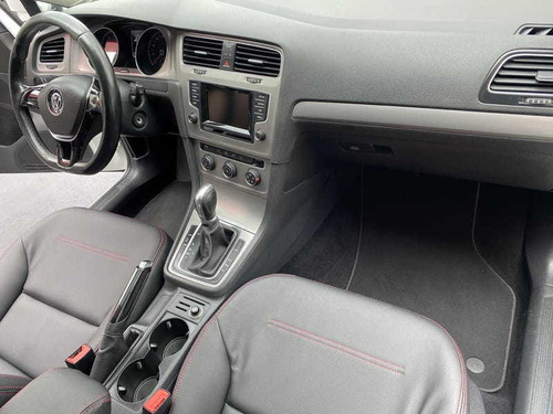Imagem 13 de 15 de Volkswagen Golf 2015