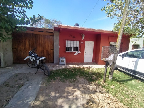 Casa En Venta En Mar De Ajo Todos Los Servicios Y Pileta