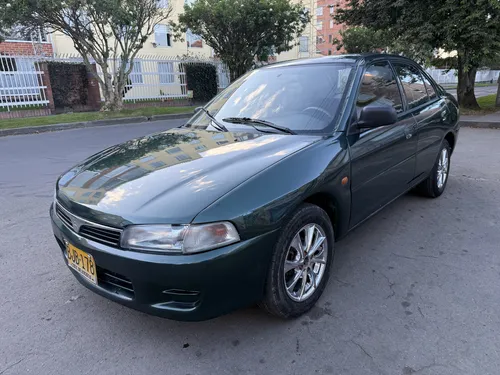 Mitsubishi Lancer 1.3 Gl 4 p 81 hp