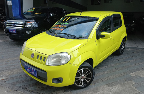 Fiat Uno Uno Vivace 1.0 8V (Flex) 4p