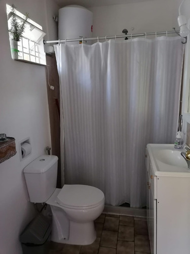 Imagen 19 de 23 de Casa Con Piscina Climatizada Y Techada. Ideal Descanso.