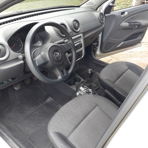 Volkswagen Voyage 1.6 Vht Total Flex 4p