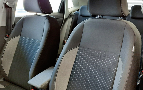 Volkswagen Polo 1.6 Comfortline Automatico 2022