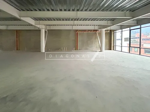 Oficina En Arriendo En Chicó Reservado