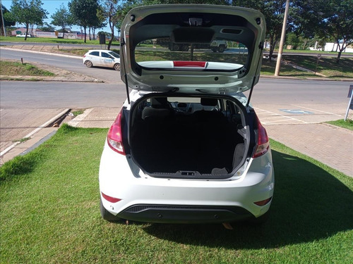 Imagem 5 de 9 de Fiesta 1.6 Ti-vct Flex Se Manual