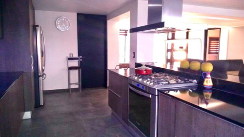 Imagen 5 de 11 de Casa Remodelada En Privada Lomas Del Sol