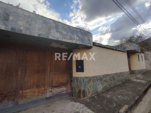 Imagen 1 de 19 de En Venta Bella Y Amplia Casa A Remodelar Morro Ii. Cód.: 129748. 04144841043