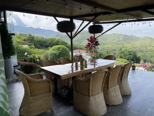 Casa En Venta En Arroyo Hondo. Cod V11628