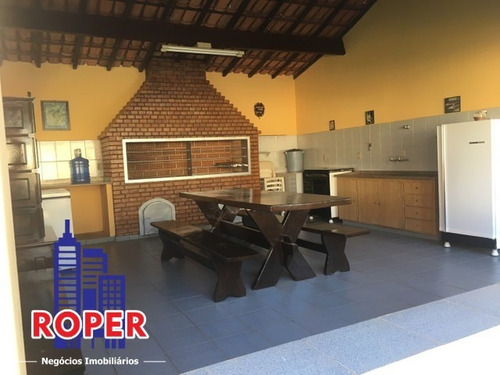 Chácara Em Salto De Pirapora-sp Com 11537,95m² Pronta Para Morar, Localizada Num Condomínio Fechado Com Mercado E Acesso Asfaltado, Há 10km Do Centro. - Ch00964 - 69011092