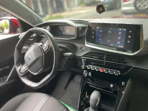 Peugeot 2008 1.2 Allure