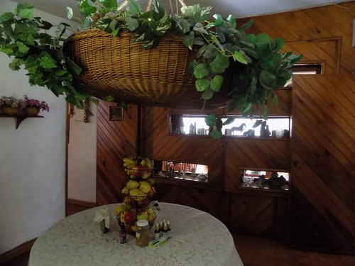 Casa Sola En Lomas De Atzingo, Cuernavaca, Morelos - Seq-173-cs