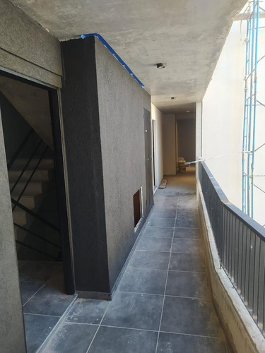 Imagen 7 de 30 de Departamento Duplex 2 Dormitorios Balcón Al Frente Y Terraza Exclusiva - Luis Agote