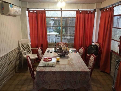 Imagen 3 de 12 de Excelente Chalet (acepta Permuta Depto Zona Recoleta 3 Amb + Diferencia)