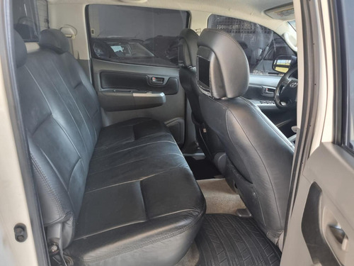 Toyota Hilux Cd4x2 Sr