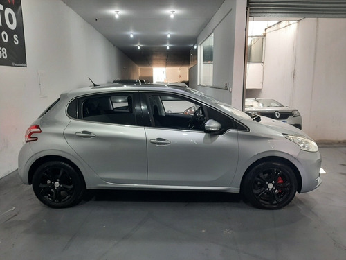 Imagem 5 de 15 de Peugeot 208 2015 1.6 16v Griffe Flex Aut. 5p