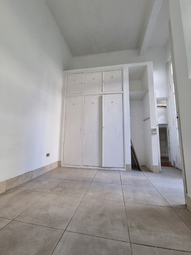 Imagen 15 de 30 de Alquiler Ph Moderno Con Patio En Villa Crespo Inmejorable Ubicación