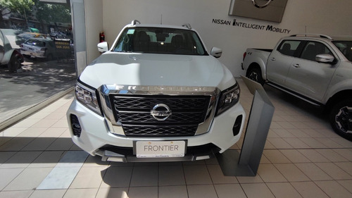 Imagen 17 de 25 de Nissan Frontier Xe 4x2 At