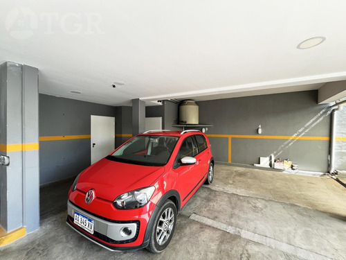 Venta Departamento 4 Ambientes En Flores Con Cochera Pileta
