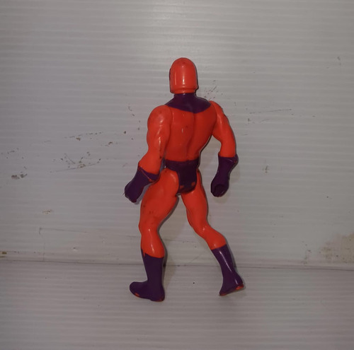 Marvel Super Heroes Secret Wars Magneto (Usado)