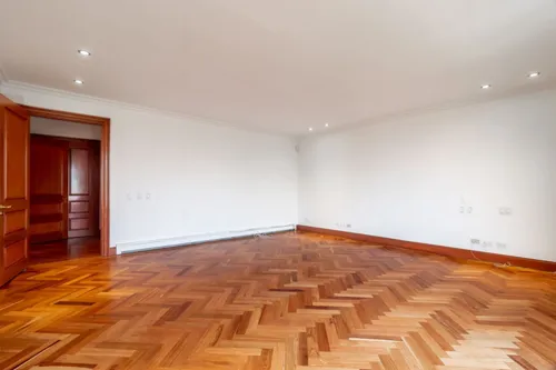 Apartamento En Arriendo/venta En Santa Barbara Alta. Cod V14356