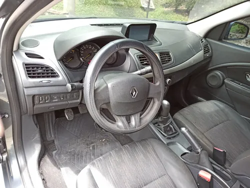 Renault Fluence 1.6 Confort