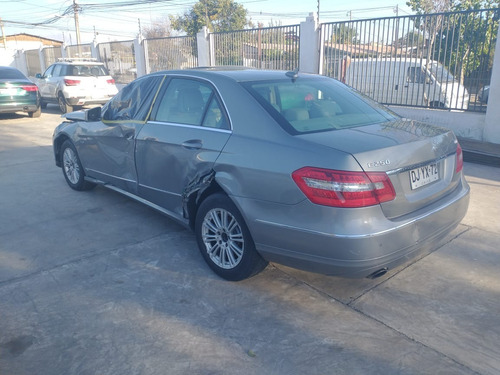 Imagen 9 de 9 de Mercedes Benz E250