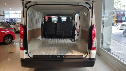 Hiace L1h1 2.8 At