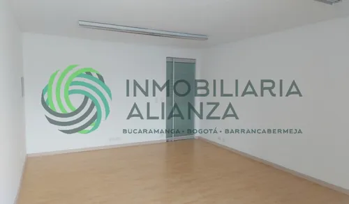 Oficina En Arriendo En Centro. Cod A16188