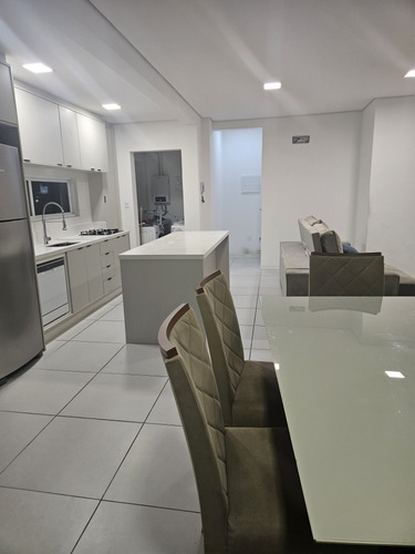 Apartamento Em Camboriú Com Vista - Direto Com Proprietário