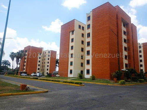 Apartamento En Venta, Las Trinitarias Barquisimeto Flex: 24-21701 Ea