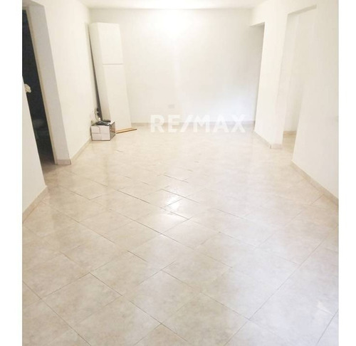 Imagen 7 de 10 de Hermoso Apartamento En Venta En Parque Caiza