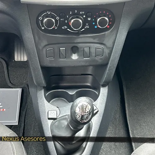 Renault Logan 1.6 Expression