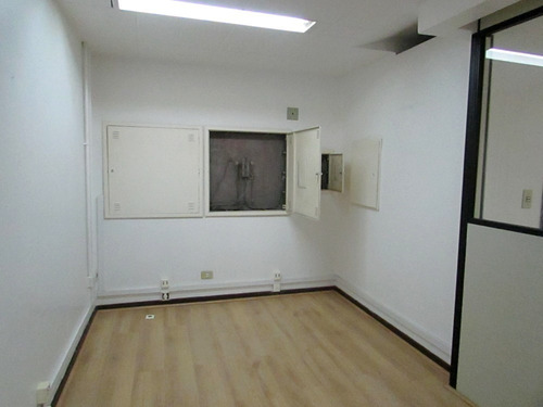 Imagem 10 de 17 de Cjto Comercial_sala Para Alugar - 00351.017