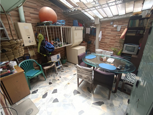 Casa En Venta En Marsella Kennedy