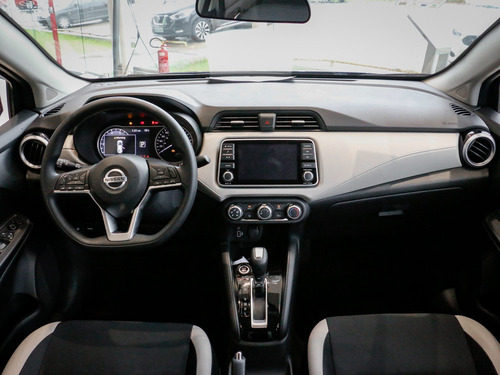 Imagem 7 de 13 de Nissan Versa Advance 1.6 (flex) (aut)
