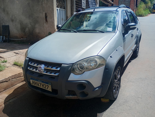 Fiat Palio Adventure 1.8 Locker Flex 5p