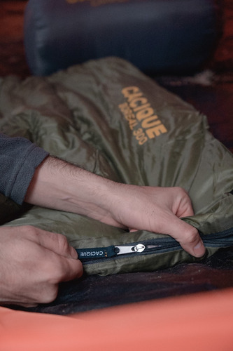 Bolsa De Dormir Cacique Boreal 300 Liviana - Frío +5°c