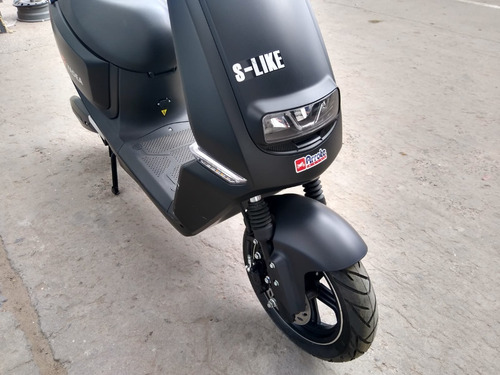 Imagen 8 de 16 de Scooter Yadea S-like Electrico